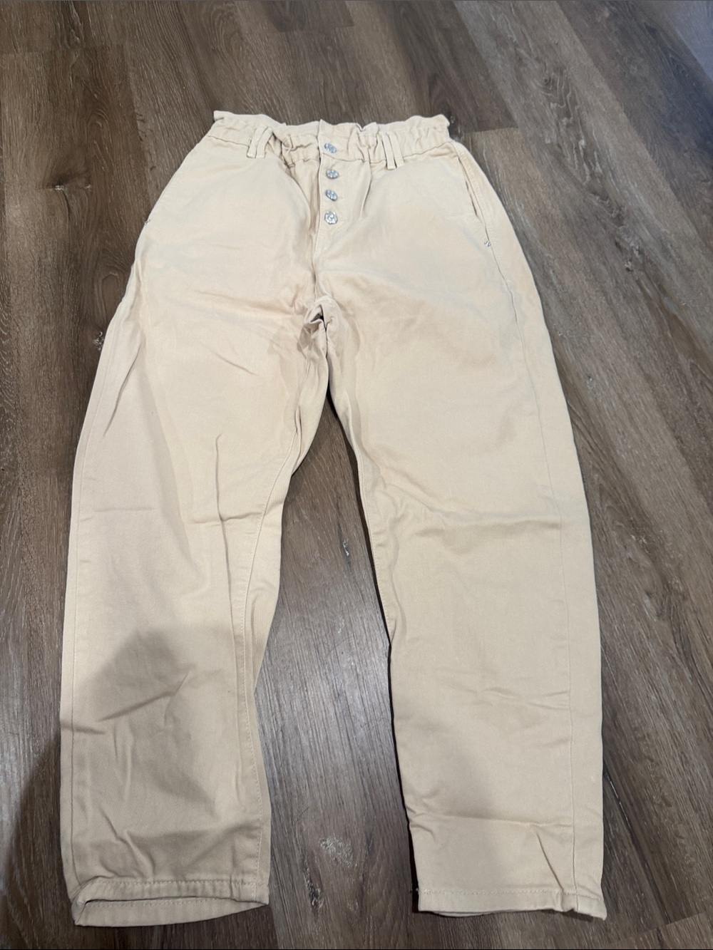 Zara Cream High-Waist Button-Front Chinos